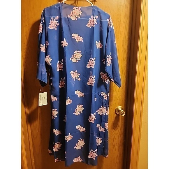 Lularoe LLR Med Shirley Sheer Chiffon Kimono Size M Beachy Blue Floral Flowy NWT - Picture 6 of 6